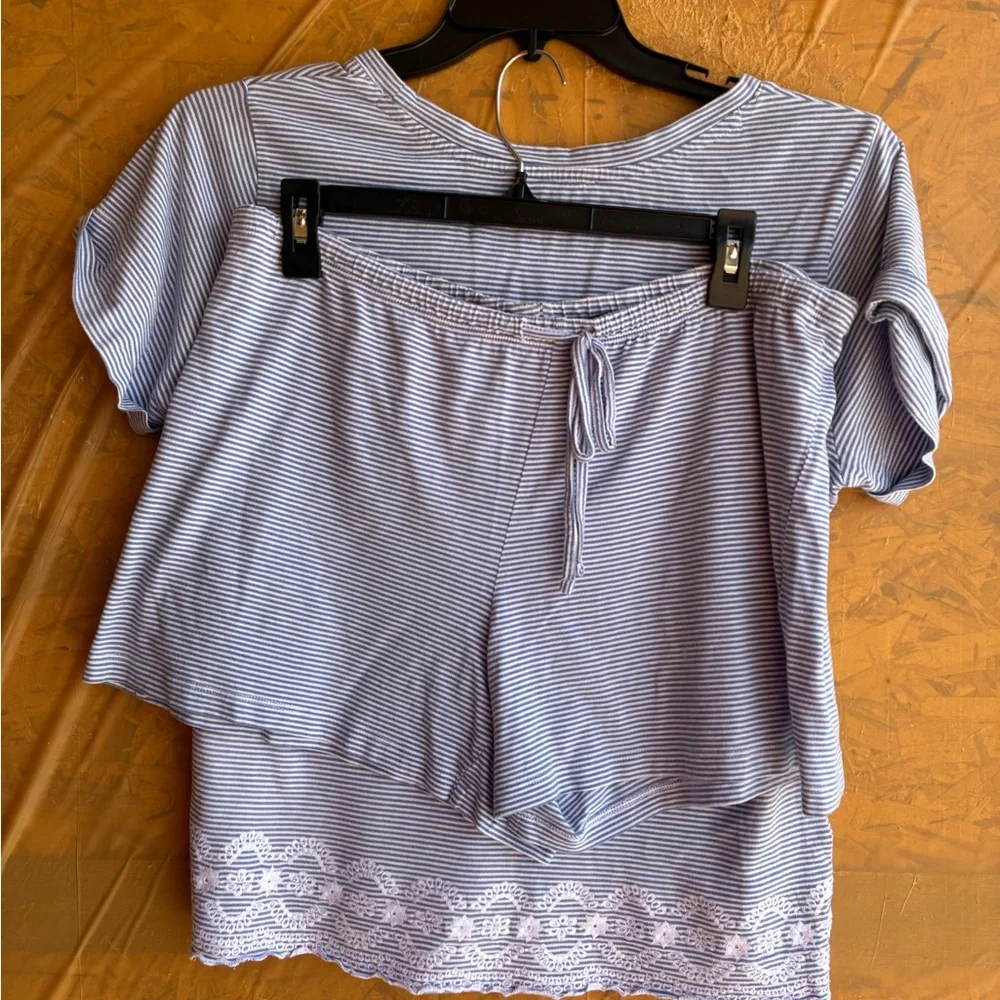 Lauren Ralph Lauren Blue and White Striped Cotton Pajama Set Size Medium - Picture 4 of 6